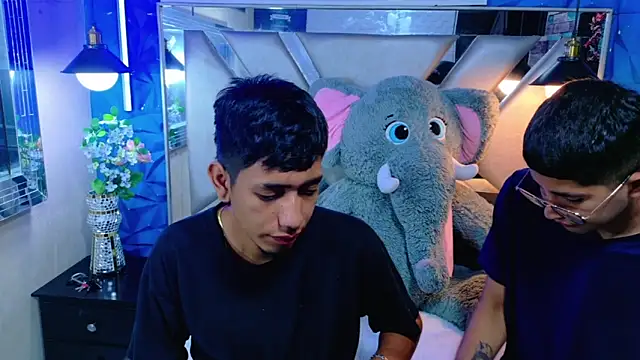 darwinandbrayann online show from 12-18-25, 03:22