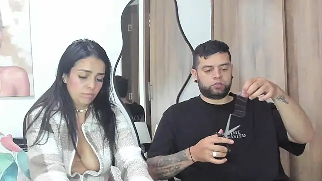 MailynAndNick online show from 12-21-25, 04:47