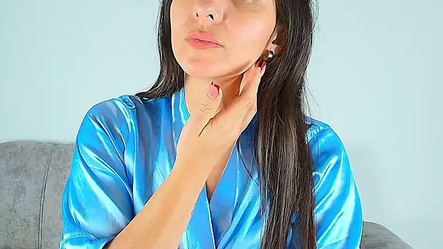 Snapshot of alana_pink95 chatting on 11-07-25, 07:29 alana pink95 online show from 11-07-25, 07:29