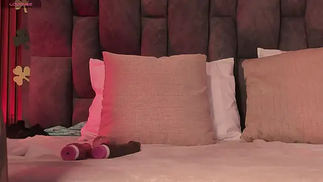 Megan Mill online show from 03-20-26, 12:06