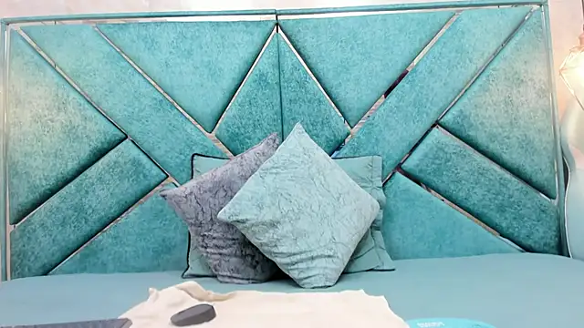 EXOTIC TRANS online show from 11-22-25, 01:10