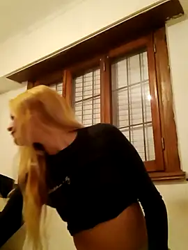 larubia arg online show from 11-08-25, 03:54