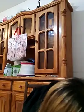 larubia arg online show from 12-21-25, 04:03