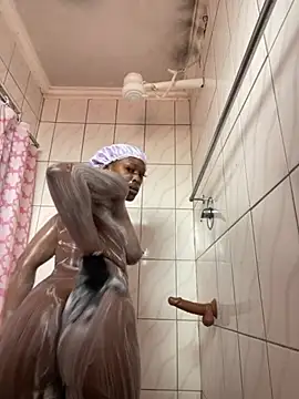 SP1CY MOMMY online show from 11-17-25, 05:55