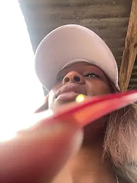 SP1CY MOMMY online show from 12-23-25, 05:07