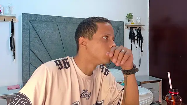DamianandEva online show from 07-04-26, 01:15