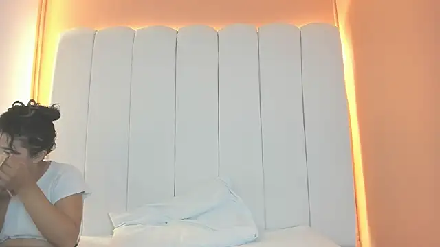 DamianandEva online show from 12-19-25, 01:24