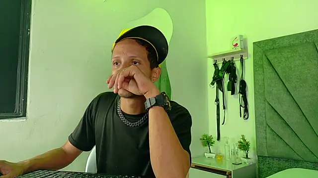 DamianandEva online show from 05-16-26, 12:59