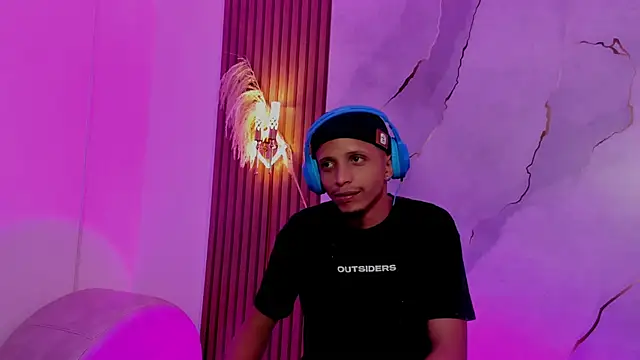 DamianandEva online show from 04-12-26, 12:19