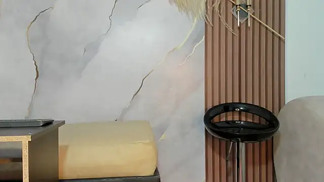 DamianandEva online show from 05-04-26, 12:52