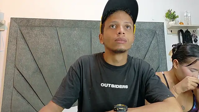 DamianandEva online show from 03-24-26, 12:05