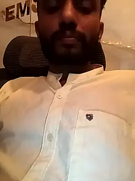 Snapshot of Advance01 chatting on 11-07-25, 07:07 Advance01 online show from 11-07-25, 07:07