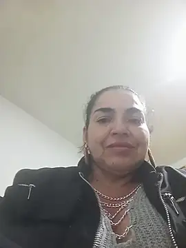 Snapshot of MaryRoze_ chatting on 04-22-26, 01:23 MaryRoze online show from 04-22-26, 01:23
