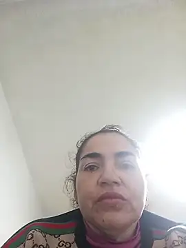 Snapshot of MaryRoze_ chatting on 05-17-26, 04:29 MaryRoze online show from 05-17-26, 04:29