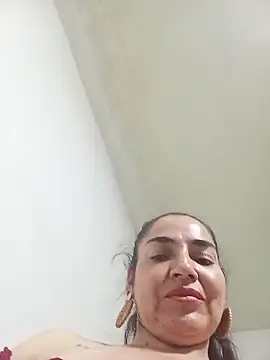 Snapshot of MaryRoze_ chatting on 04-19-26, 01:17 MaryRoze online show from 04-19-26, 01:17