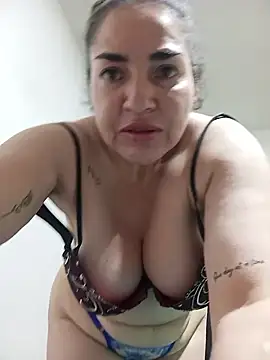 MaryRoze  online show from 04-08-26, 01:29