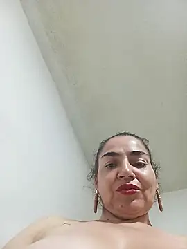 Snapshot of MaryRoze_ chatting on 04-19-26, 06:10 MaryRoze online show from 04-19-26, 06:10