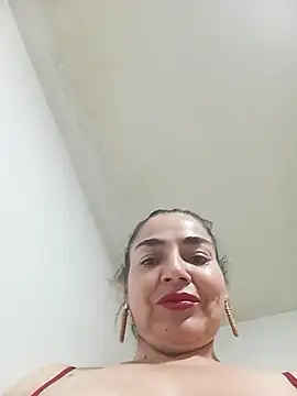 Snapshot of MaryRoze_ chatting on 04-19-26, 04:30 MaryRoze online show from 04-19-26, 04:30