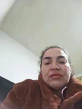 Snapshot of MaryRoze_ chatting on 05-06-26, 12:47 MaryRoze online show from 05-06-26, 12:47