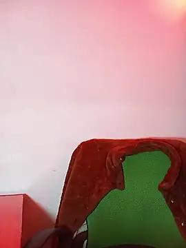 MaryRoze  online show from 12-23-25, 12:00