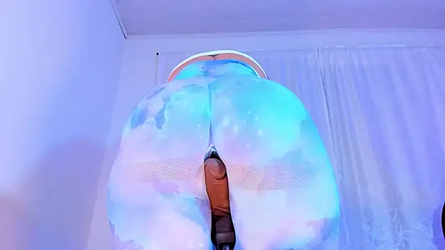 Natural BIGASS Nina online show from 04-12-26, 12:41