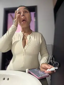 Natural BIGASS Nina online show from 12-21-25, 09:55