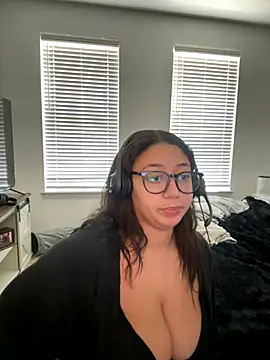 Snapshot of minha_baby chatting on 11-02-25, 08:25 minha baby online show from 11-02-25, 08:25