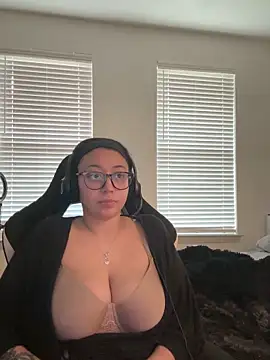 minha baby online show from 04-15-26, 12:05