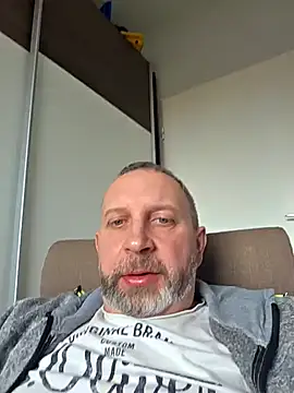 Snapshot of ghost430000 chatting on 11-02-25, 09:58 ghost430000 online show from 11-02-25, 09:58