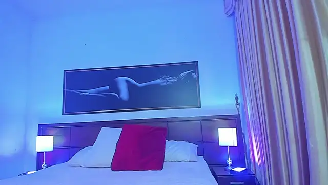 Cataleyaa Rose online show from 12-20-25, 01:52