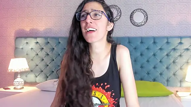 GirafMusic online show from 01-12-26, 02:02