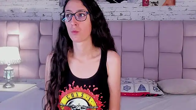 GirafMusic online show from 11-20-25, 01:01