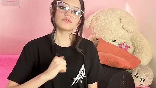 Little arii online show from 04-28-26, 07:07