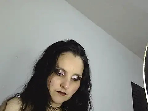 Morticia Black online show from 12-22-25, 03:50
