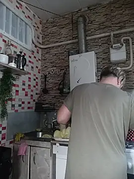 Snapshot of MilkySky chatting on 02-17-26, 01:19 MilkySky online show from 02-17-26, 01:19