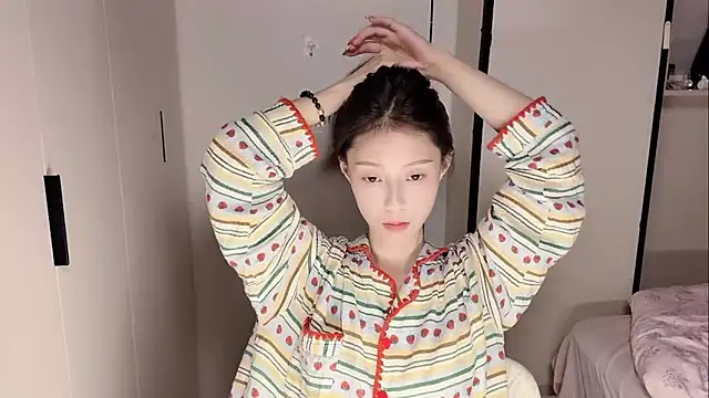 yuyu-33 online show from 12-03-25, 12:48