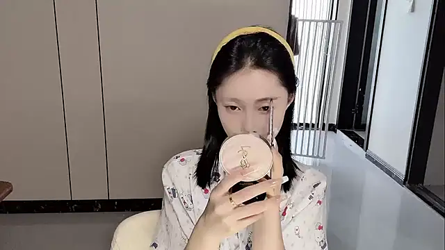 yuyu-33 online show from 06-25-26, 05:05