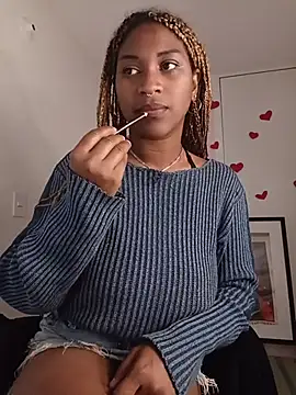 Snapshot of EvonyFoxxx chatting on 07-04-26, 02:40 EvonyFoxxx online show from 07-04-26, 02:40