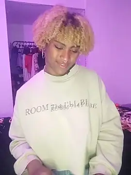 EvonyFoxxx online show from 01-06-26, 12:25