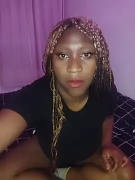 EvonyFoxxx online show from 11-13-25, 11:19