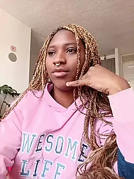 EvonyFoxxx online show from 02-08-26, 03:54