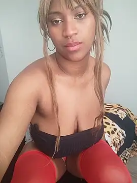 EvonyFoxxx online show from 01-08-26, 03:07