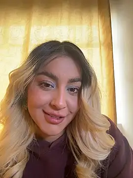 Elina Hills online show from 03-25-26, 05:34