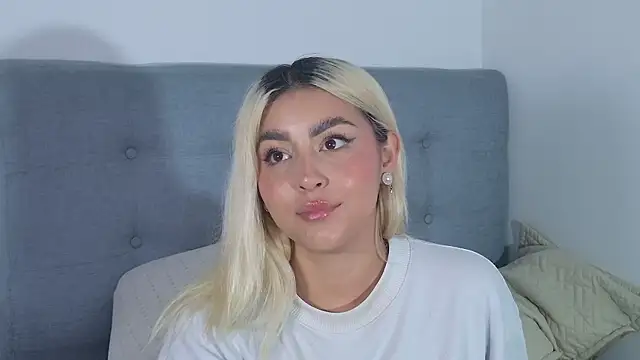 Elina Hills online show from 12-04-25, 02:05