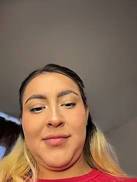 Elina Hills online show from 04-16-26, 07:03