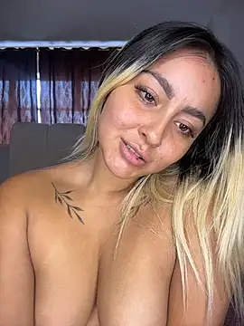 Elina Hills online show from 05-11-26, 04:04