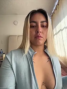 Elina Hills online show from 02-27-26, 02:39