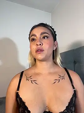 Elina Hills online show from 02-02-26, 02:49