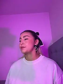 Elina Hills online show from 02-04-26, 03:07