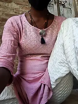 Snapshot of Sangita_g chatting on 03-27-26, 07:06 Sangita g online show from 03-27-26, 07:06